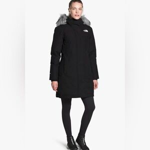 The North Face women’s Jump Down parka black size xs